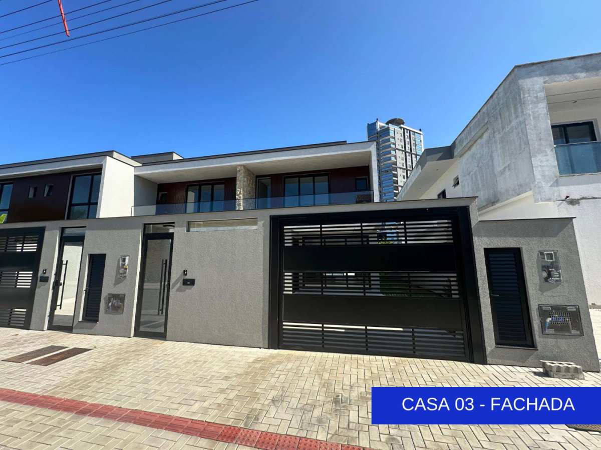 Casa à venda com 3 quartos, 160,77m² - VILA NOVA,Porto Belo